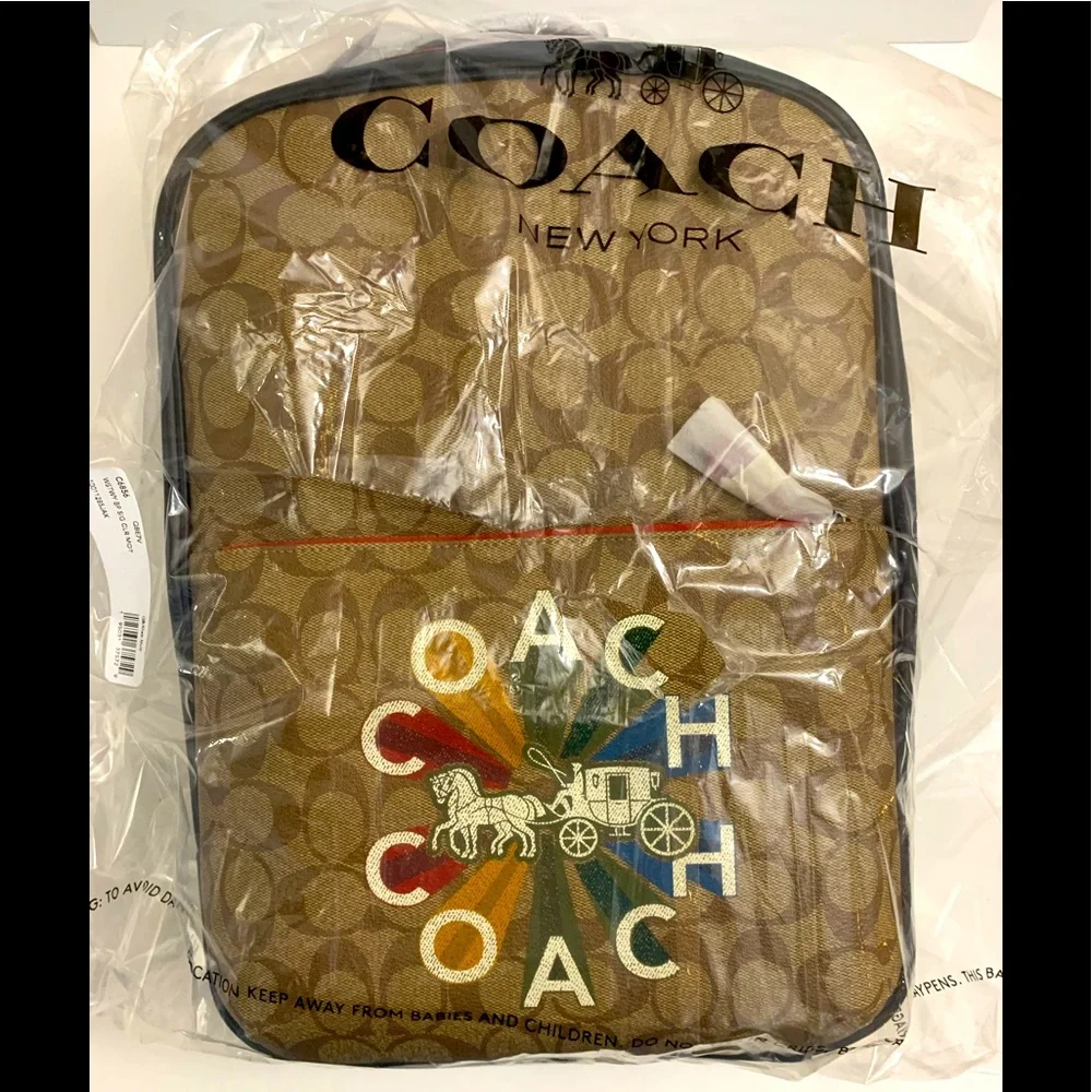 “HOST PICK” Coach Backpack in Signature Canvas - Picture 5 of 7